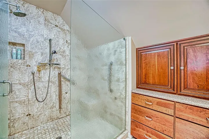 6100  Cypress Hollow  WAY, Naples, FL 34109