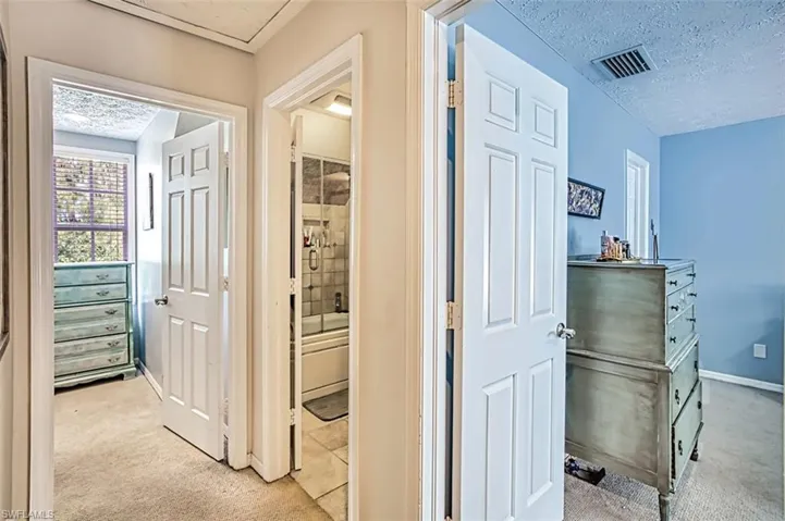 6100  Cypress Hollow  WAY, Naples, FL 34109