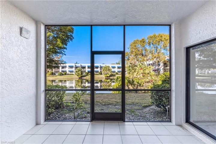 3315 Europa DR # 116, NAPLES FL 34105