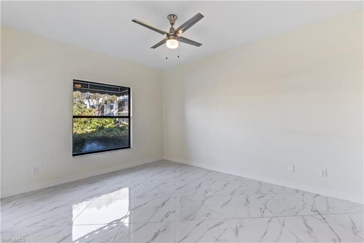 3315 Europa DR # 116, NAPLES FL 34105