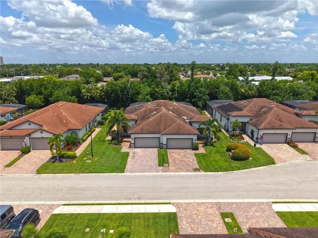 1169 S Town And River Dr, Fort Myers, Florida 33919