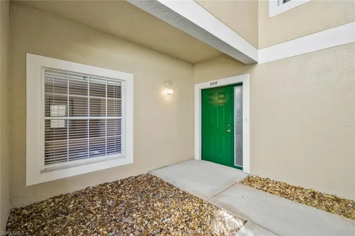 Private courtyard entry