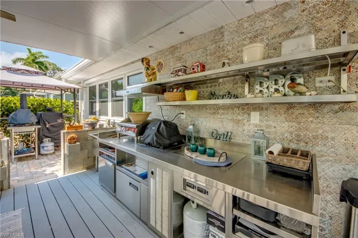 Outdoor Kitchen Backyard