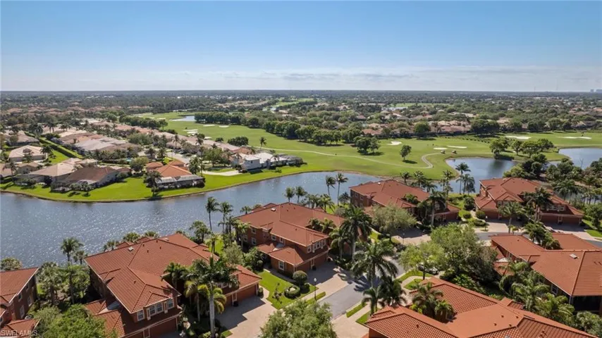 6438 Legacy CIR # 301, NAPLES FL 34113