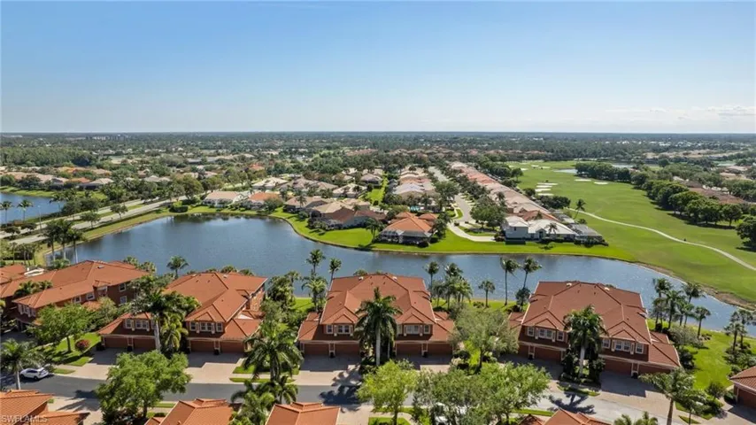 6438 Legacy CIR # 301, NAPLES FL 34113