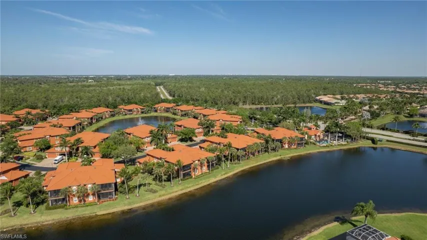6438 Legacy CIR # 301, NAPLES FL 34113
