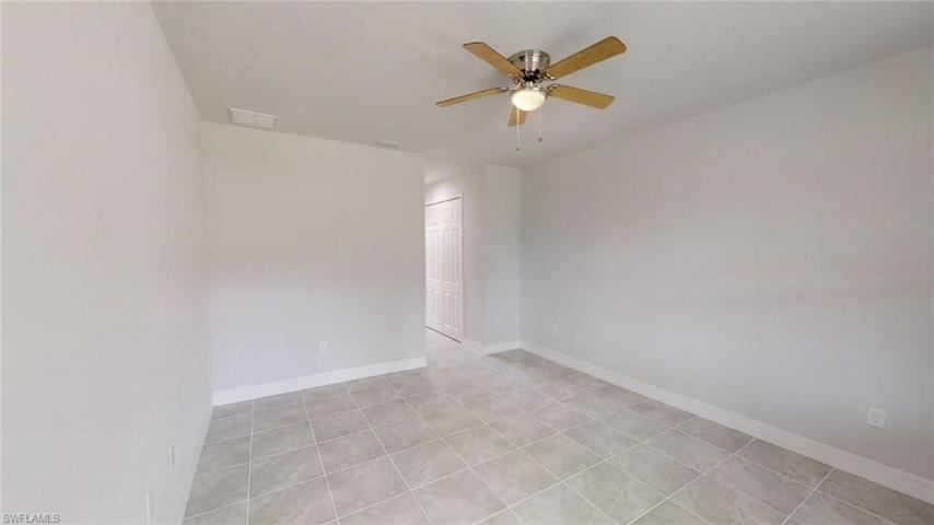 904 Wagner AVE, LEHIGH ACRES FL 33972
