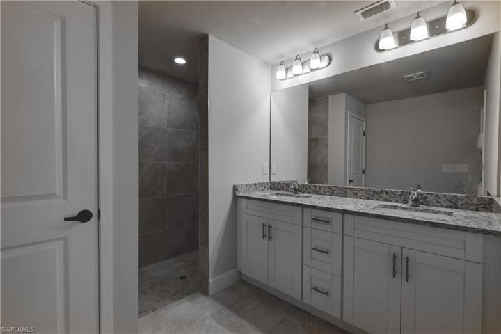 904 Wagner AVE, LEHIGH ACRES FL 33972