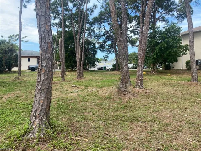118 1st Ave, Marco Island, Florida 34145