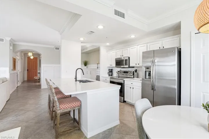 9554 Trevi Ct 4737, Naples, Florida 34113