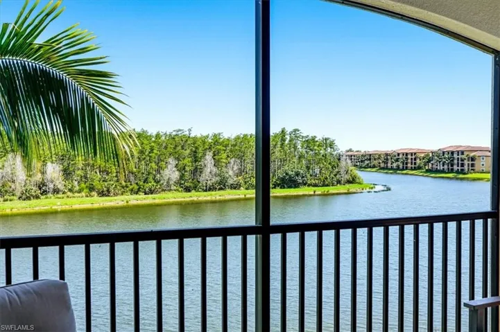 9554 Trevi Ct 4737, Naples, Florida 34113