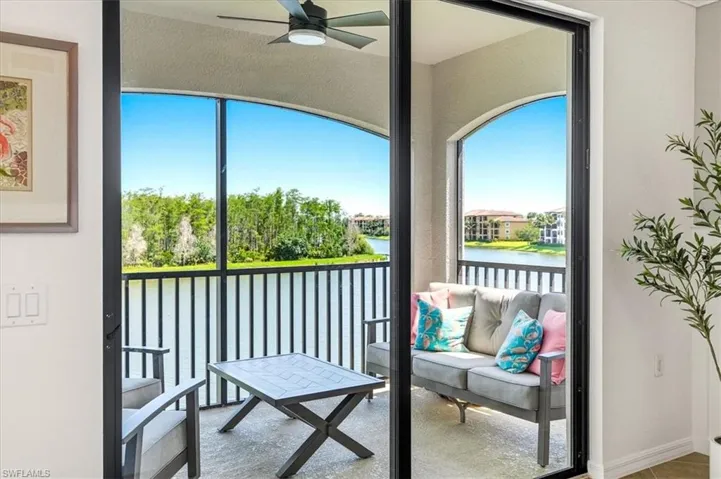 9554 Trevi Ct 4737, Naples, Florida 34113
