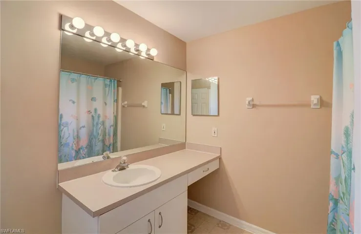 1914 SW 13th  LN, Cape Coral, FL 33991