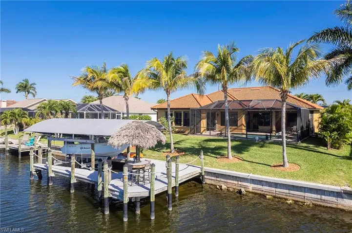Boat Dock & Tiki Hut