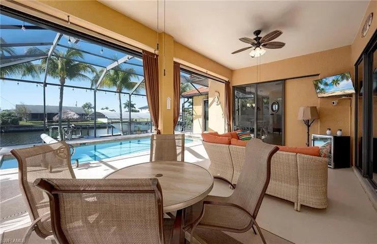 Outdoor Under Truss Lanai Sitting Area