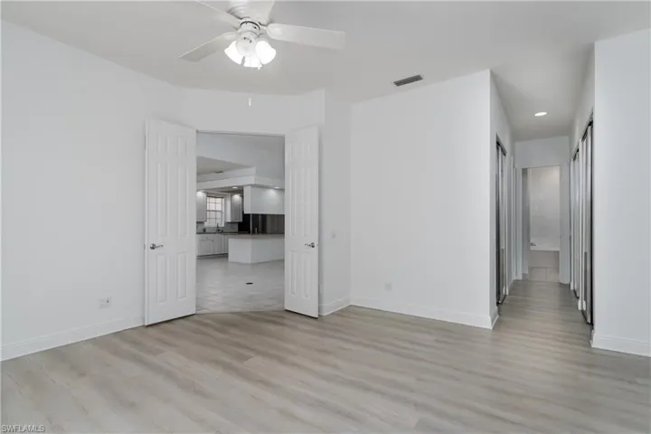 4892 San Pablo Ct, Naples, Florida 34109