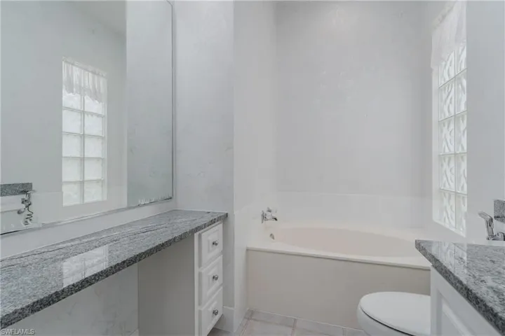 4892 San Pablo Ct, Naples, Florida 34109