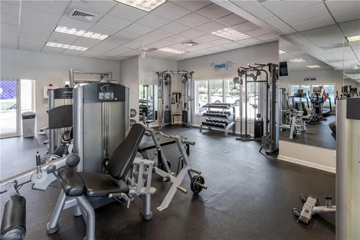 4892 San Pablo Ct, Naples, Florida 34109