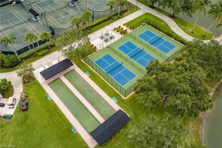4892 San Pablo Ct, Naples, Florida 34109