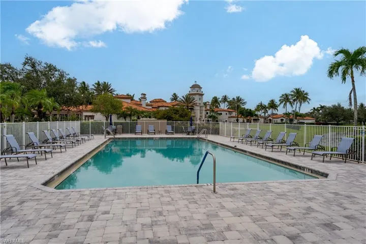 4892 San Pablo Ct, Naples, Florida 34109