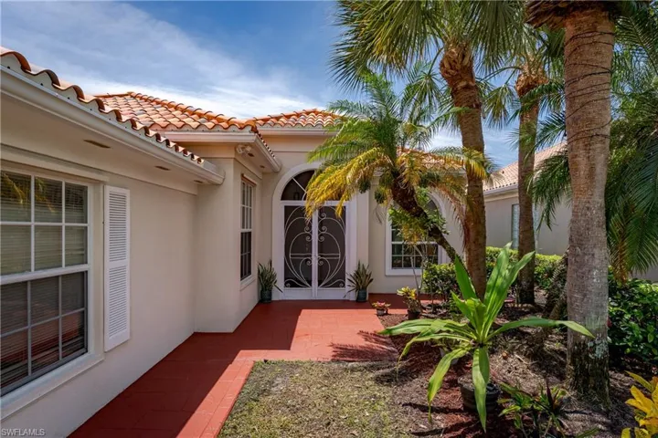 4892 San Pablo Ct, Naples, Florida 34109