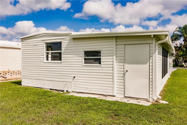 9806  Sugarberry  WAY, Fort Myers, FL 33905