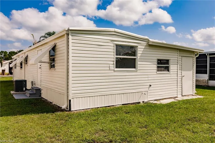 9806  Sugarberry  WAY, Fort Myers, FL 33905