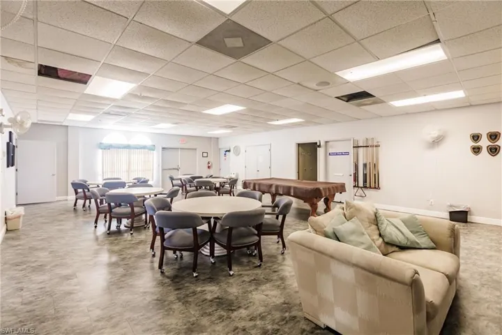 9806  Sugarberry  WAY, Fort Myers, FL 33905