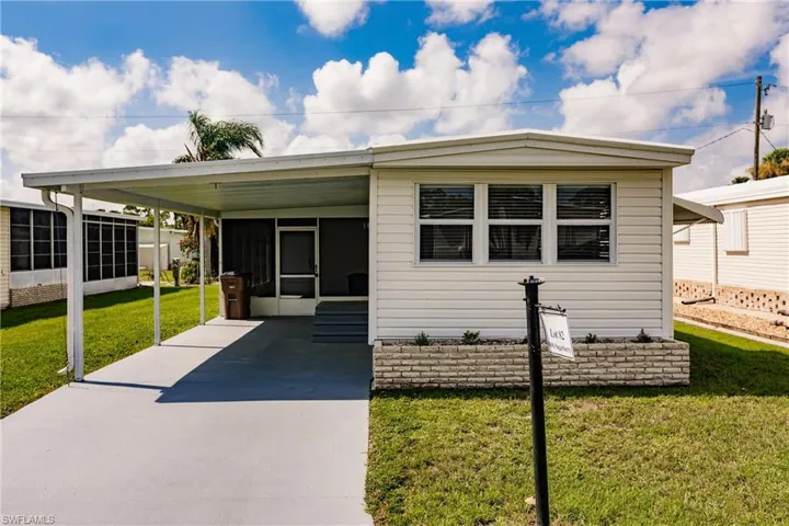 9806  Sugarberry  WAY, Fort Myers, FL 33905