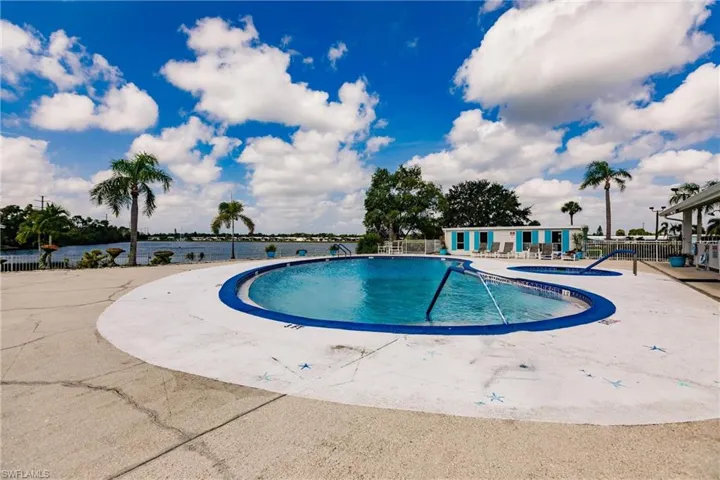 9806  Sugarberry  WAY, Fort Myers, FL 33905