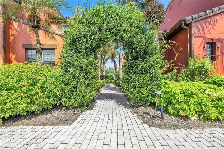 8957 Malibu St 503, Naples, Florida 34113