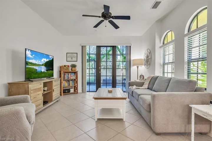 8957 Malibu St 503, Naples, Florida 34113