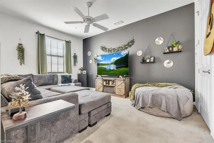 8957 Malibu St 503, Naples, Florida 34113