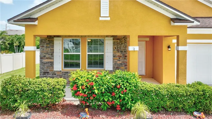 1913 Sw 26th Ter, Cape Coral, Florida 33914