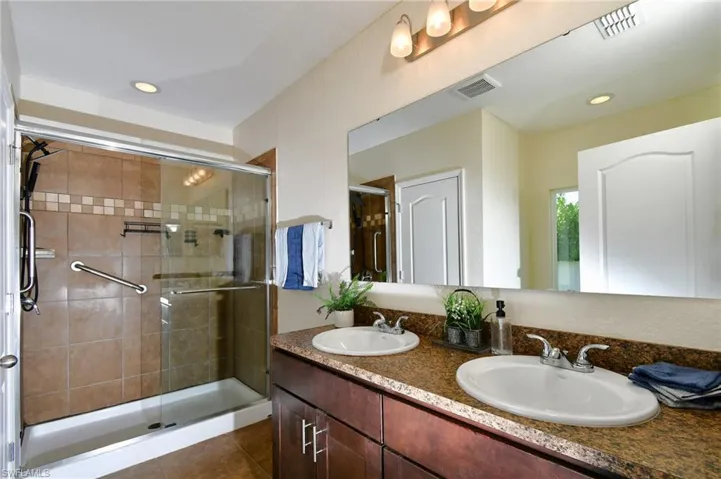 1913 Sw 26th Ter, Cape Coral, Florida 33914