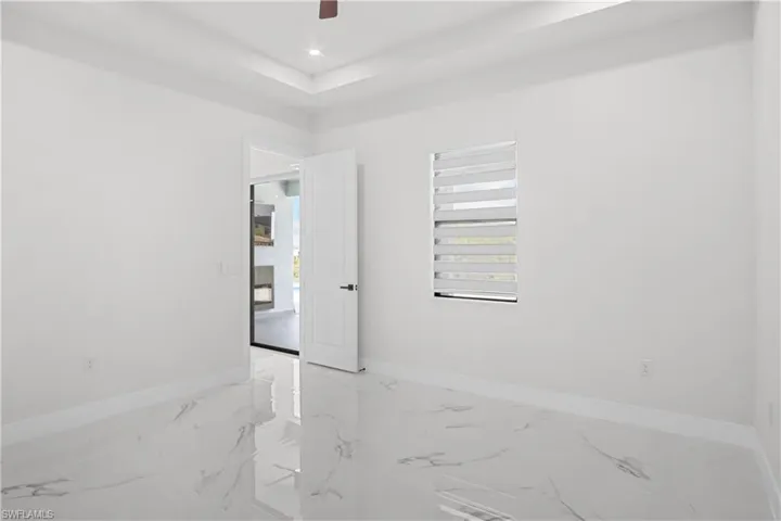 467 Ne 5th Ave, Cape Coral, Florida 33909