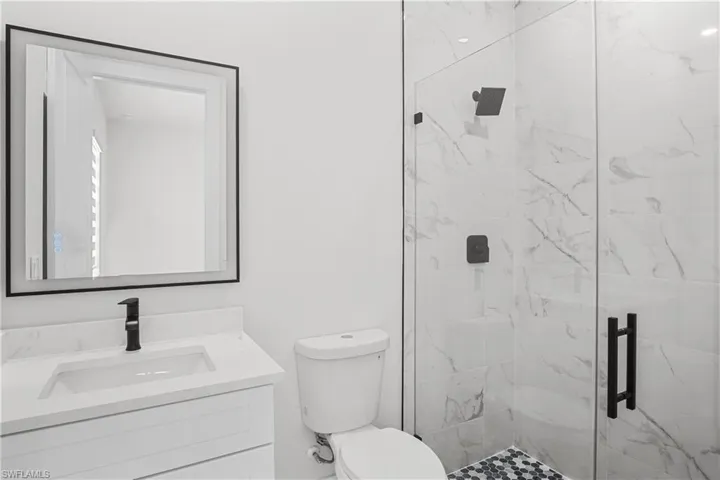 467 Ne 5th Ave, Cape Coral, Florida 33909