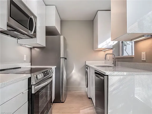2544 1st St 102, Fort Myers, Florida 33901