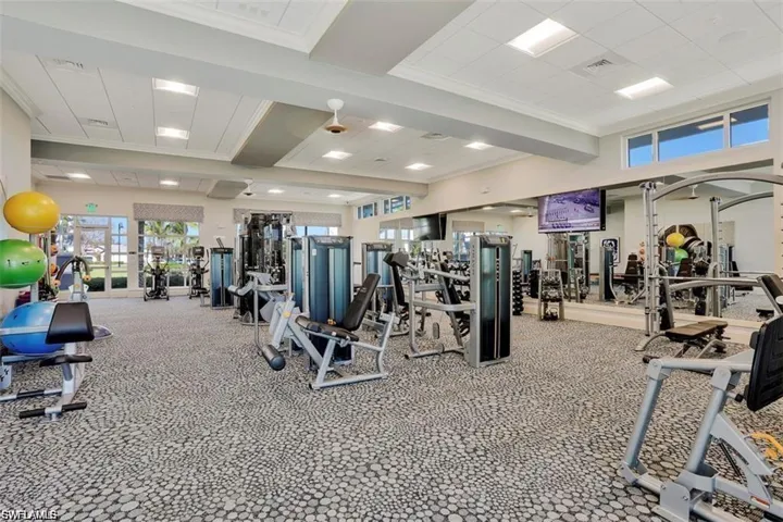 9724 Everglades Dr, Naples, Florida 34120