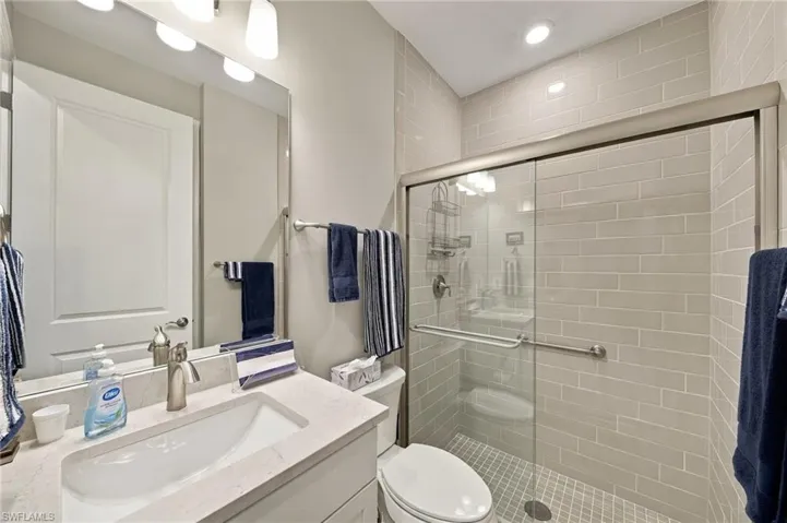 9724 Everglades Dr, Naples, Florida 34120