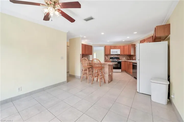 639 Pompano Dr, Naples, Florida 34110