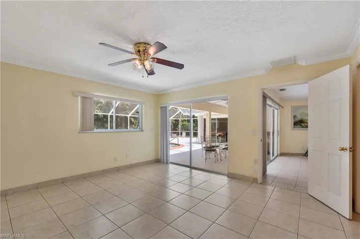 639 Pompano Dr, Naples, Florida 34110