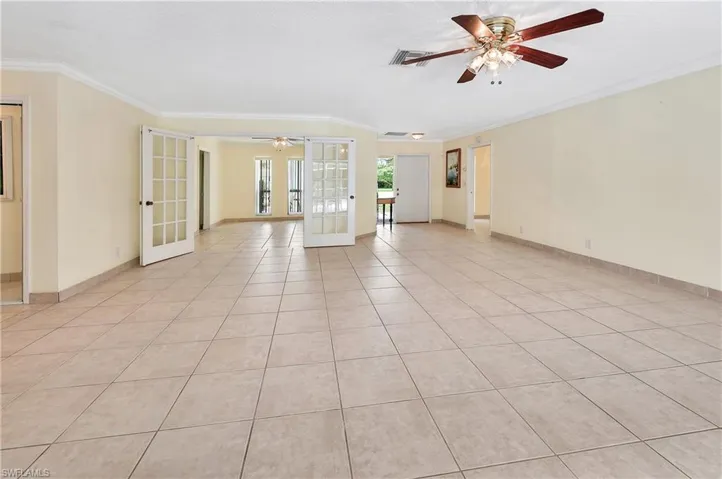 639 Pompano Dr, Naples, Florida 34110