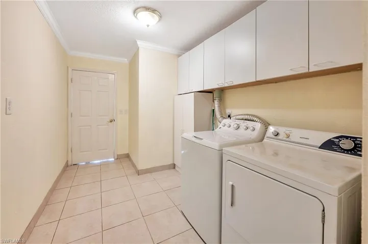 639 Pompano Dr, Naples, Florida 34110