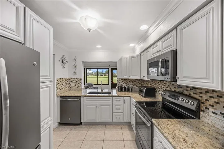 3195  Boca Ciega  DR, Naples, FL 34112