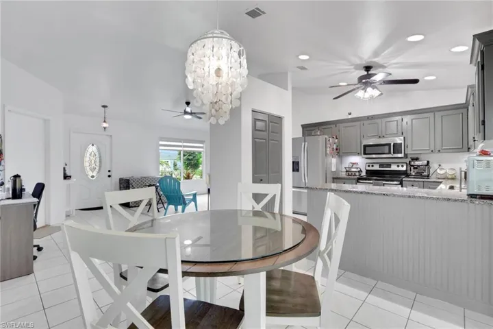 8341 Cardinal Rd, Fort Myers, Florida 33967