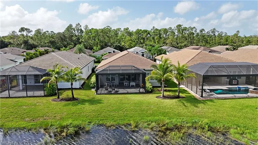 16534  Calistoga  DR, Bonita Springs, FL 34135
