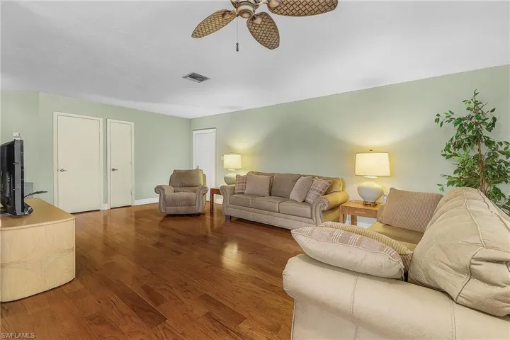1731  Golf Club  DR, North Fort Myers, FL 33903
