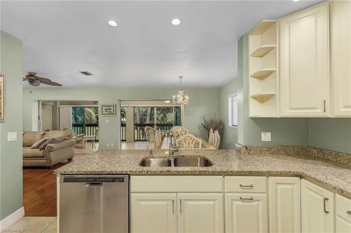 1731  Golf Club  DR, North Fort Myers, FL 33903