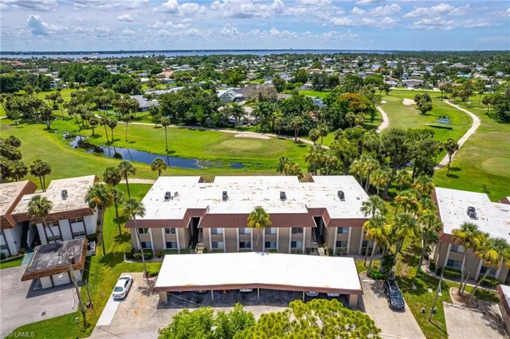 1731  Golf Club  DR, North Fort Myers, FL 33903